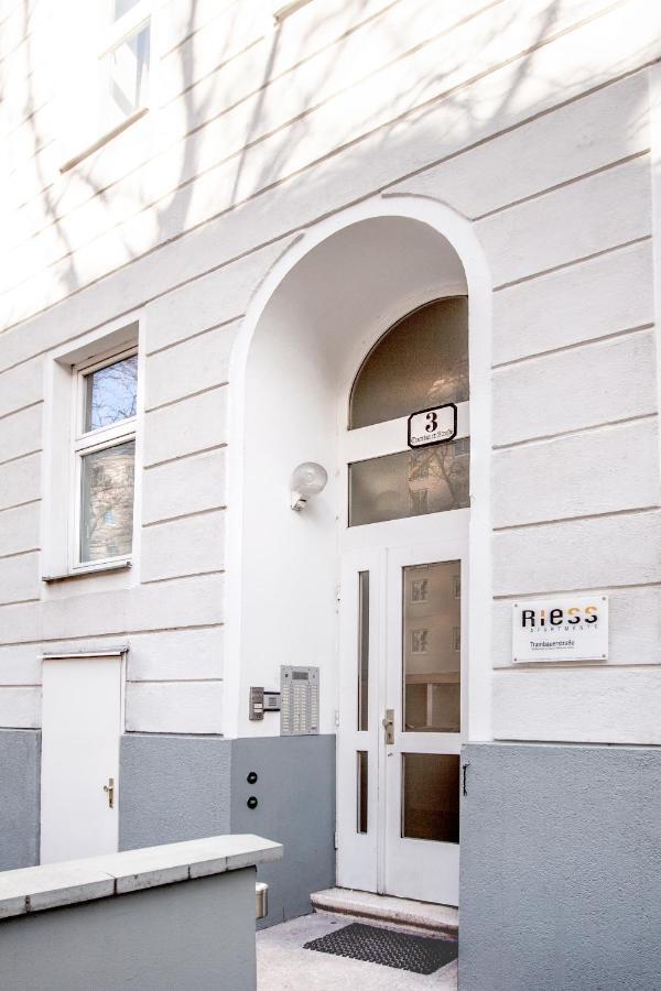 Riess Apartments Trambauerstrasse | Contactless Check-In Vienna Exterior photo